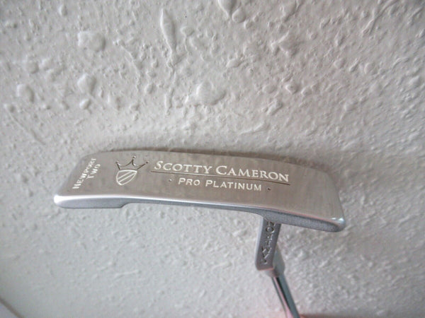 Scotty Cameron Pro Platinum Newport Two Putter Titleist 35.25in RH W/ Headcover