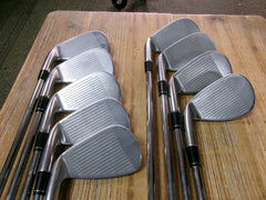 TAYLORMADE R9 IRON SET 4-PW/GW RH STEEL